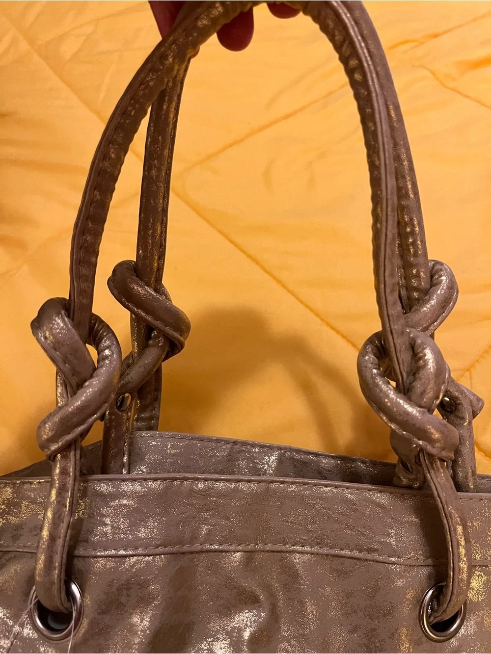 NWT DSW Gold Metallic Drawstring Shoulder Bag Tote Gym Back to School